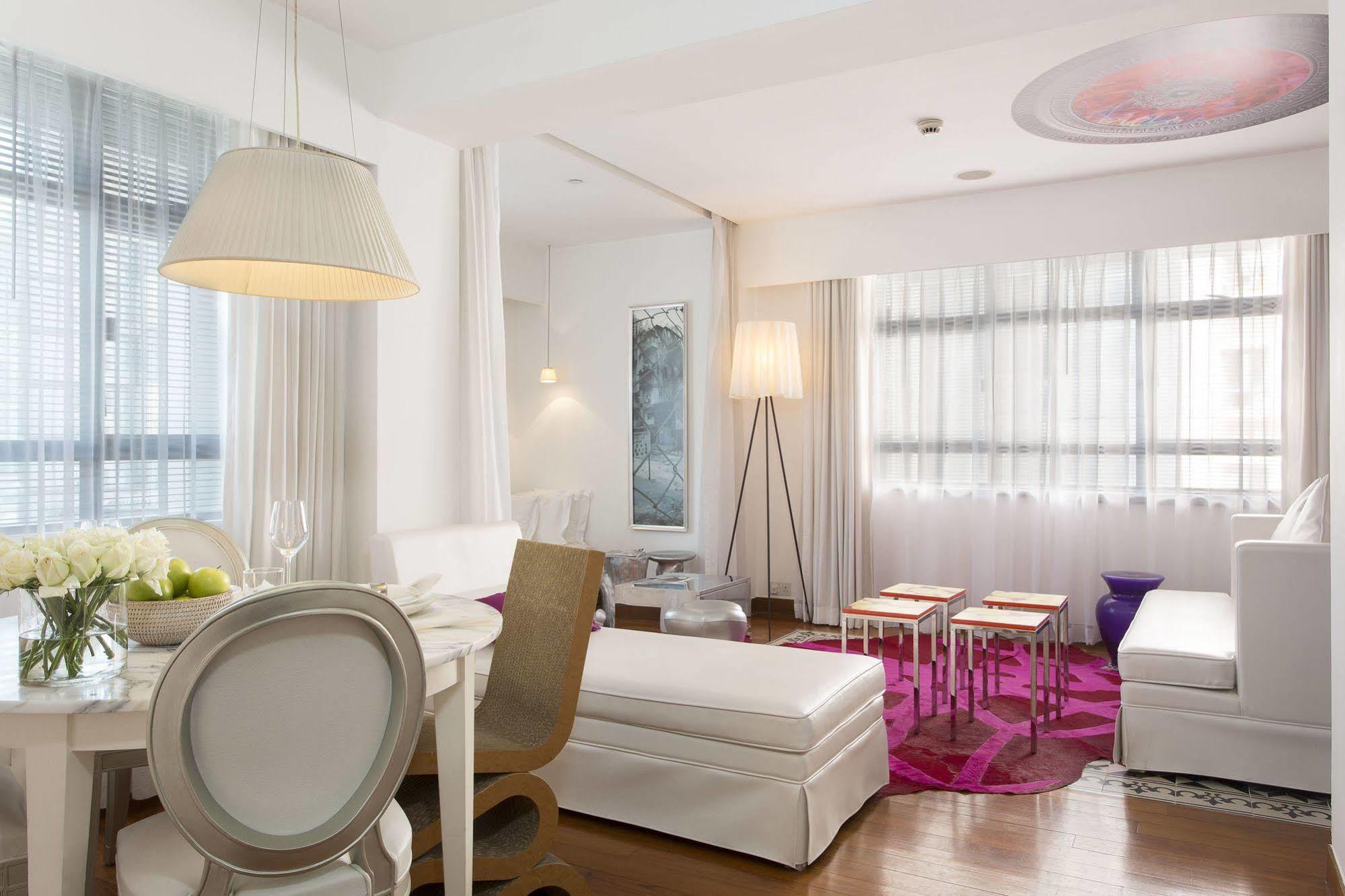 J Plus Hotel By Yoo Гонконг Экстерьер фото